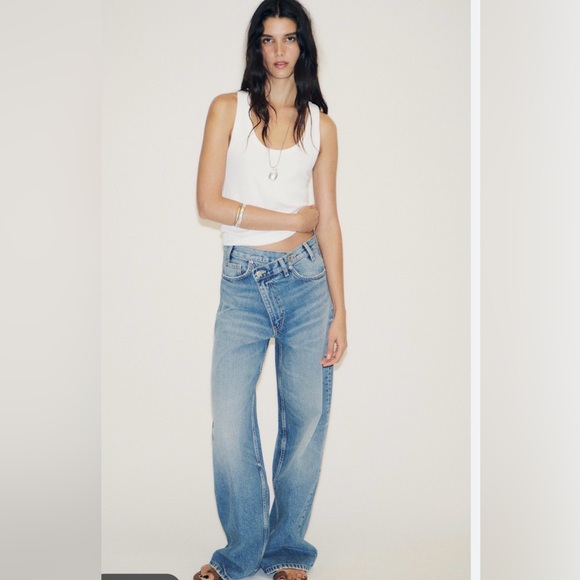 Zara  Crossover  Waist Jeans - Picture 5 of 10